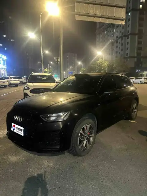 Audi Q5L 2023 40T Luxury Dynamic Model