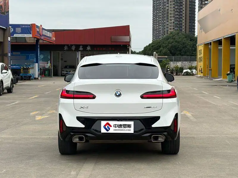 BMW X4 2022 xDrive 25i M Sport Package — 5