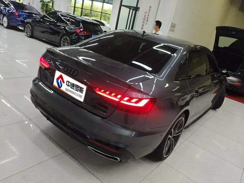 Audi A4L 2024 45 TFSI quattro Selected Dynamic Edition — 5