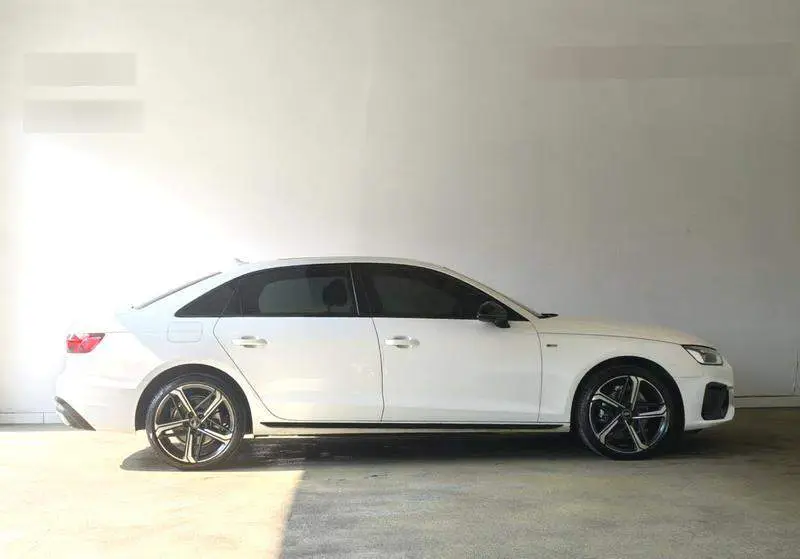 Audi A4L 2025 2 million units of Enjoyable Edition 40 TFSI Luxury Dynamic Edition — 5