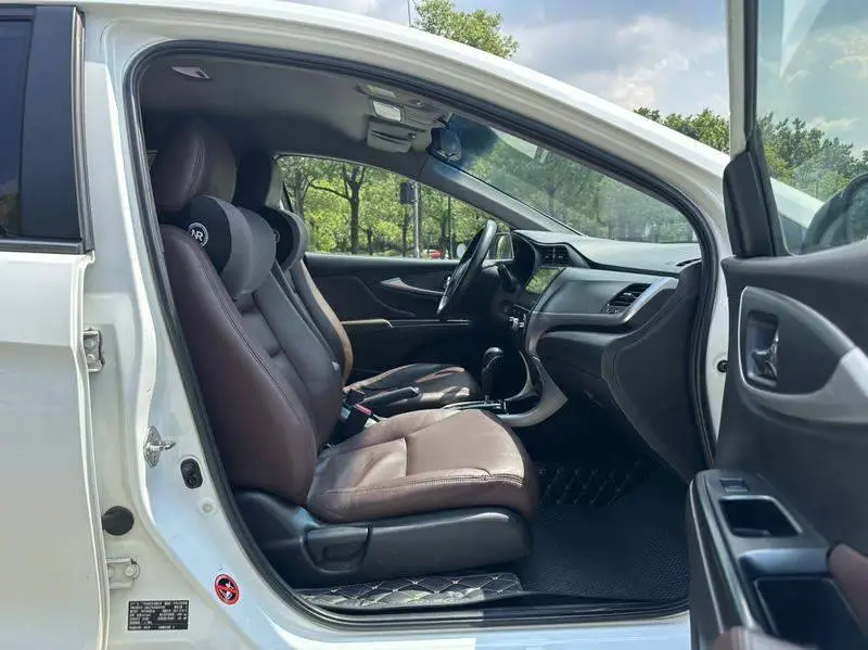 Lingpai 2016 1.8L CVT Comfort Edition — 18