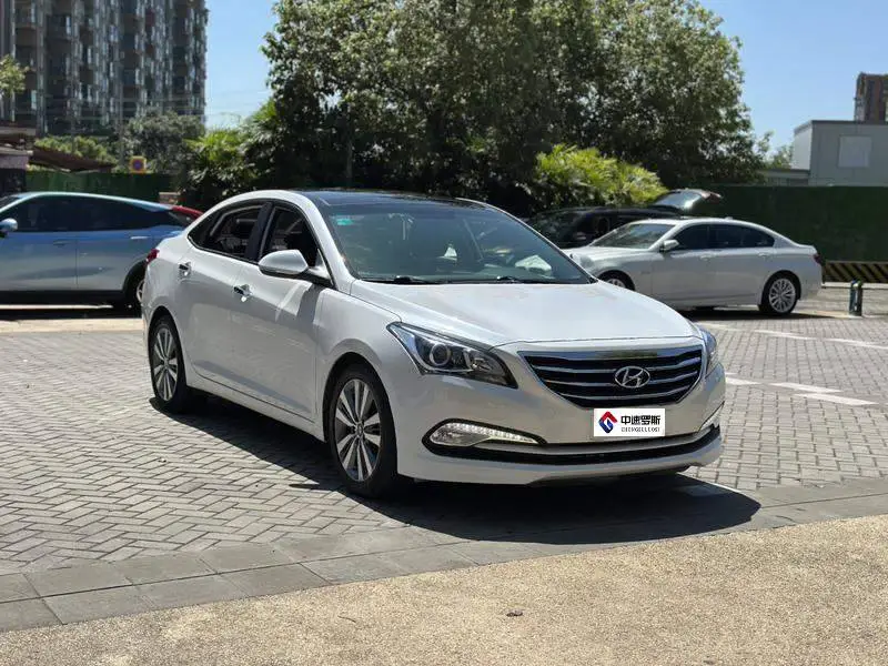 Name map 2014 1.8L Automatic Premium DLX — 3