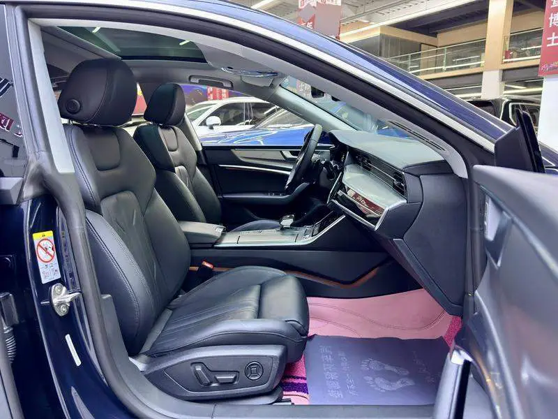Audi A7 2021 45 TFSI Premium Edition — 16