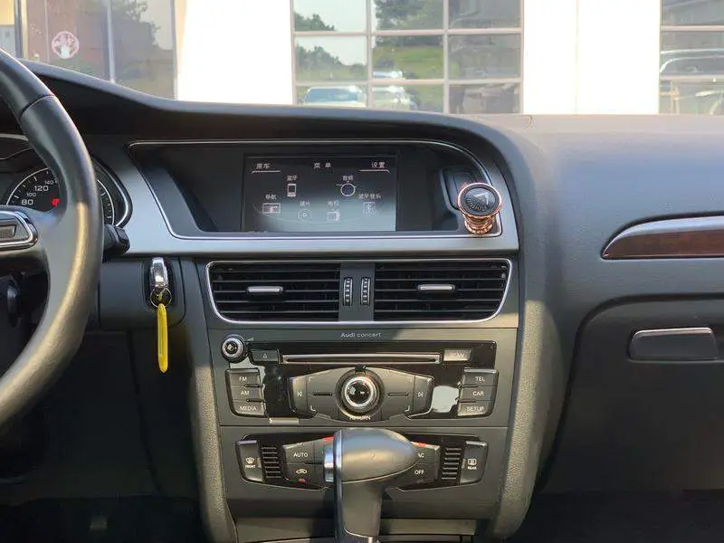 Audi A4L 2013 35 TFSI Automatic Comfort — 15