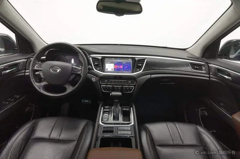 Trumpchi GS7 2017 320T 2WD Luxury Smart Link — 12