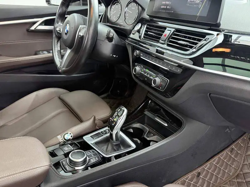 BMW 1 Series 2023 120i M Sport Edition — 11