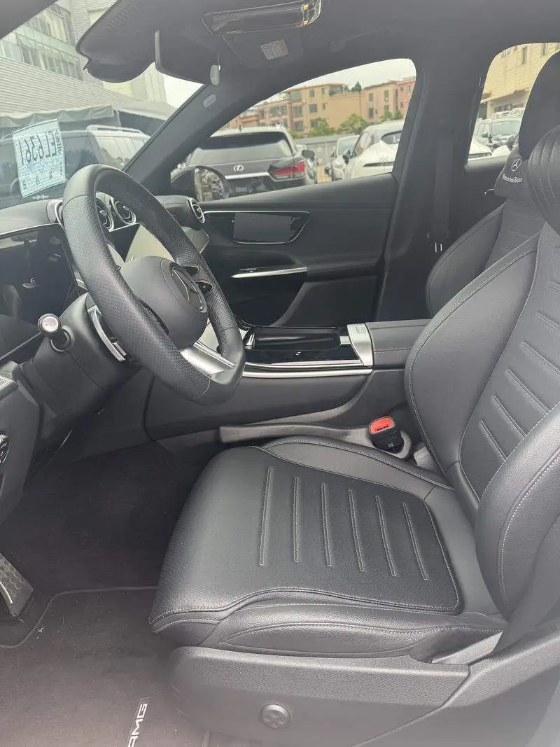 Mercedes-Benz GLC Coupe 2025 GLC 260 4MATIC Coupe SUV — 16