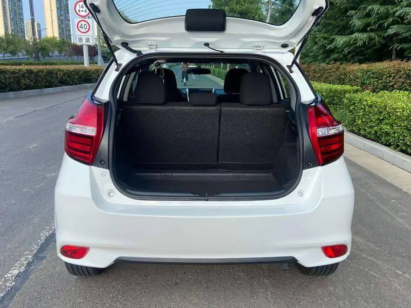 YARiS L 2019 1.5E CVT Charming Edition National VI — 19