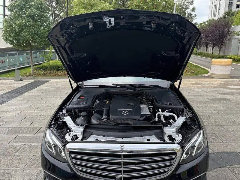 Mercedes-Benz E-Class 2018 E 300 Sport — 8