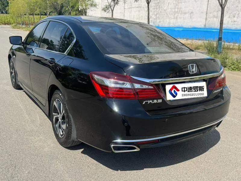 Accord 2016 2.0L Elite Edition — 4