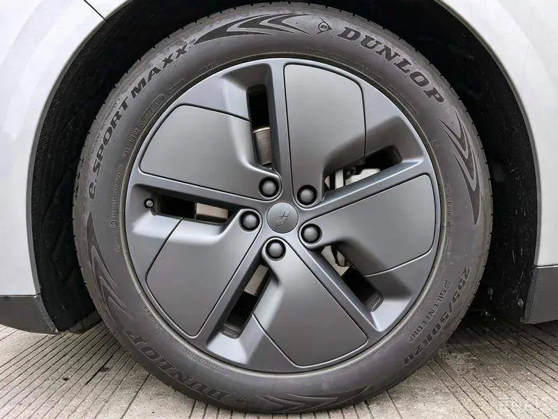 Ideal i6 2025 two-wheel drive standard version — 13