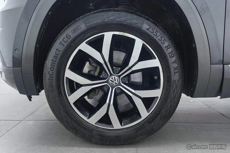 Touron 2017 330TSI 2WD Luxury Edition — 8