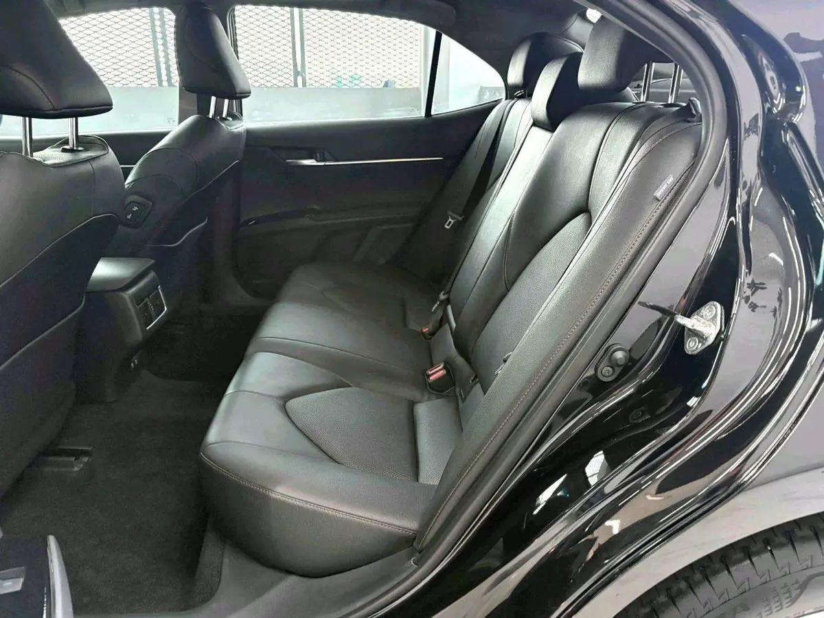 Camry 2022 2.0GVP Leading Edition — 7