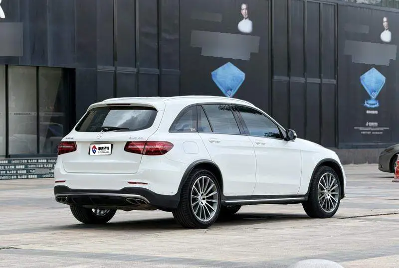 Mercedes-Benz GLC AMG 2017 AMG GLC 43 4MATIC — 6