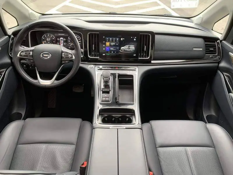 Trumpchi M8 2021 Lingxiu Series 390T Premium Edition — 8