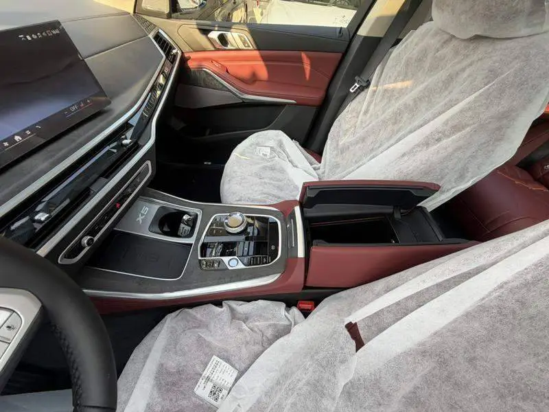 BMW X5 2026 xDrive 40Li M Sport Night Package — 14