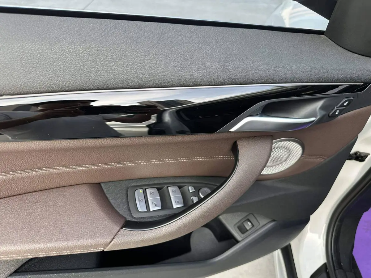 BMW X1 2022 sDrive20Li Premium Edition — 11