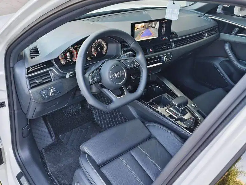 Audi A4L 2023 40 TFSI Luxury Dynamic Edition — 15