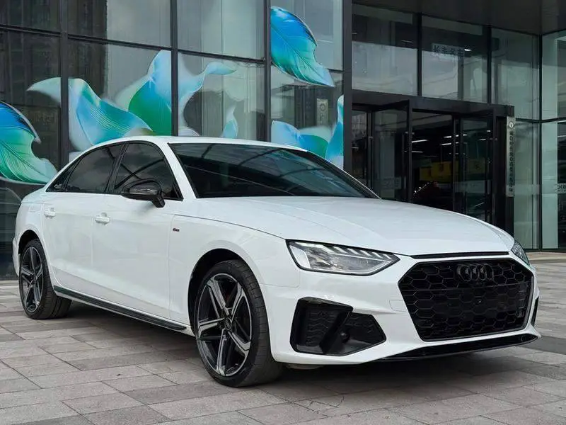 Audi A4L 2024 40 TFSI Luxury Dynamic Edition — 3