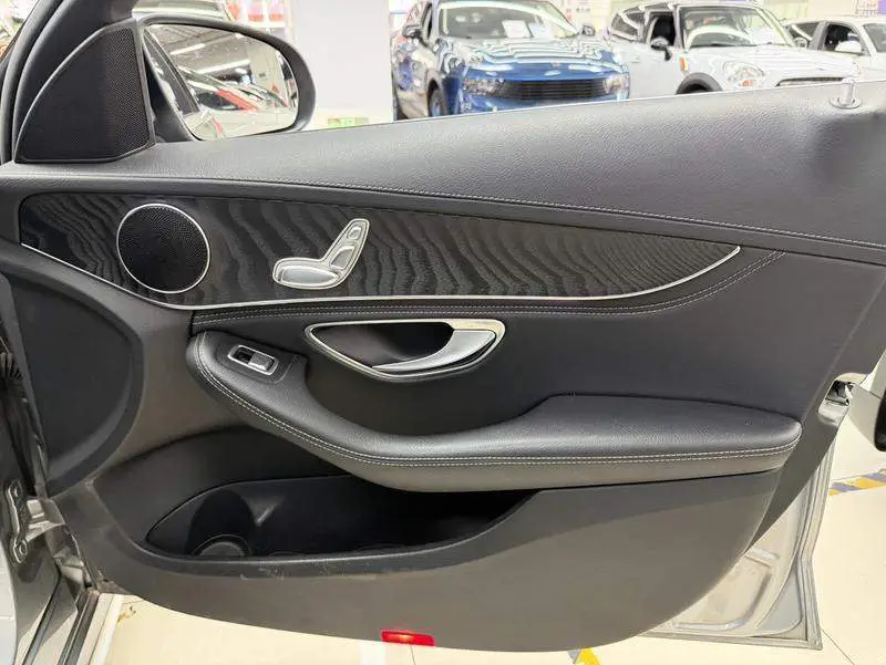 Mercedes-Benz C-Class 2015 C 180 L Sports — 12