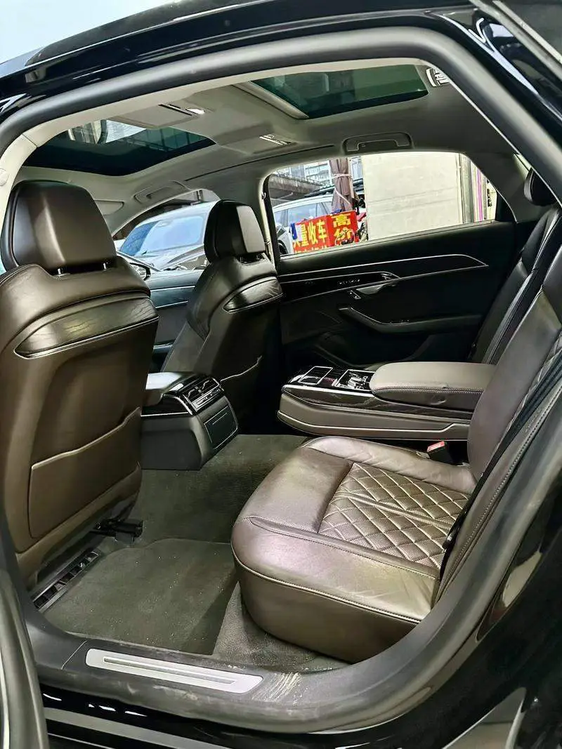 Audi A8 2021 A8L 50 TFSI quattro Comfort Edition — 9