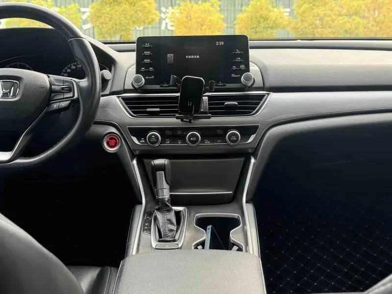 Accord 2018 260TURBO Luxury Edition National VI — 11