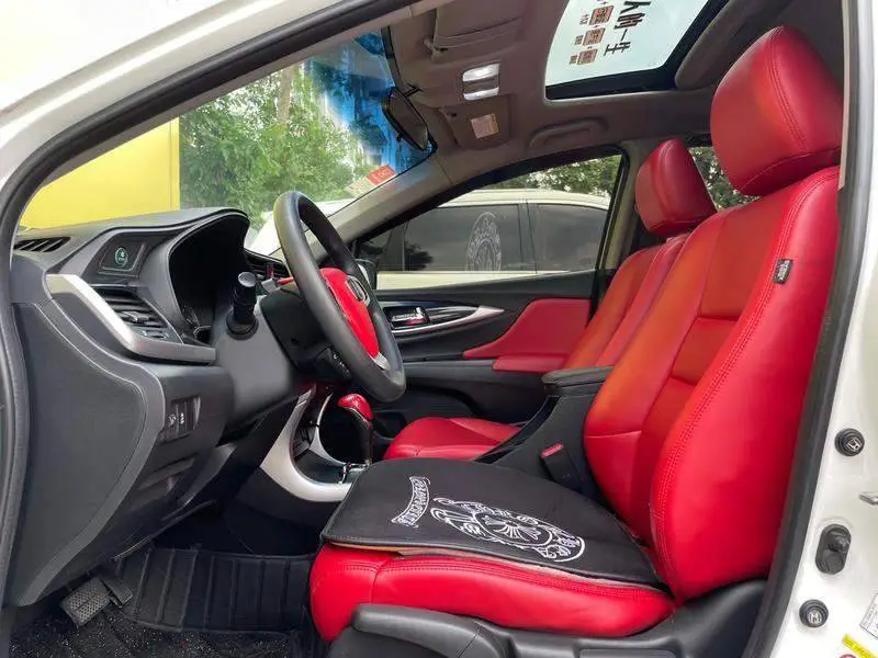 Lingpai 2013 1.8L Automatic Luxury Edition — 8