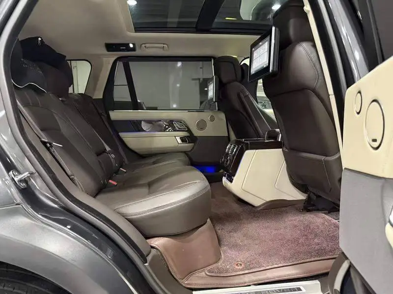Range Rover 2021 3.0 L6 Classic Edition — 17