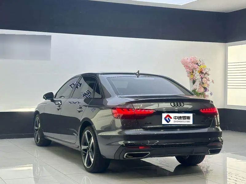 Audi A4L 2024 40 TFSI Luxury Dynamic Edition — 4