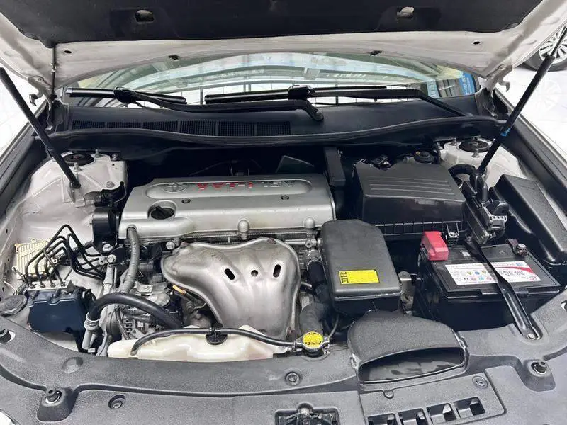 Camry 2012 2.0G Deluxe Edition — 7