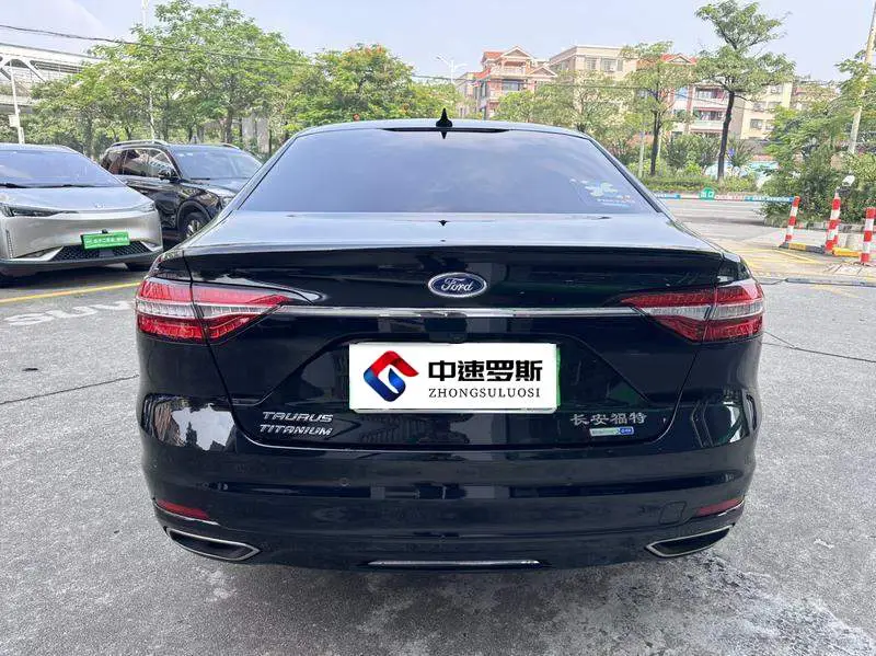 Taurus 2019 EcoBoost 245 Premium Edition — 6