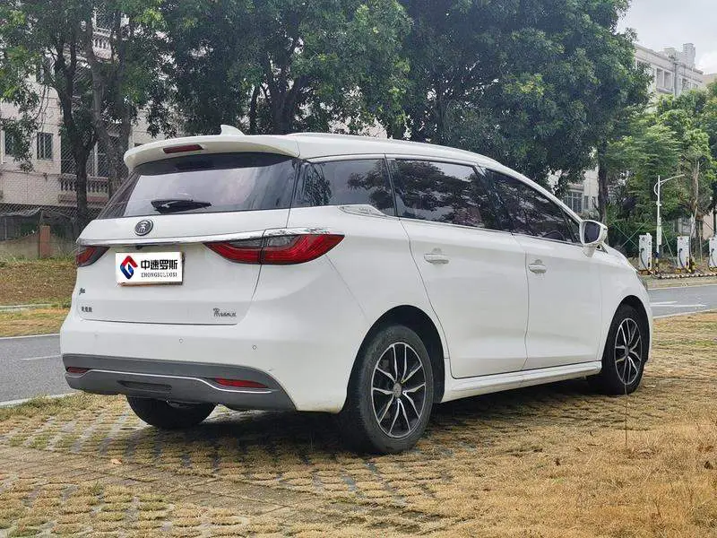 Song MAX 2018 1.5T Automatic Intelligent Connection Premium 6 Seaters — 7