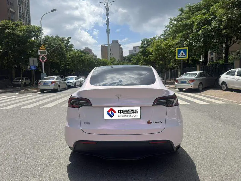 Model Y 2023 rear-wheel drive version — 5