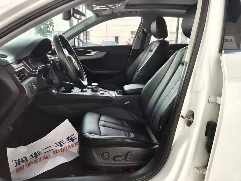 Audi A4L 2019 40 TFSI Progressive National VI — 13