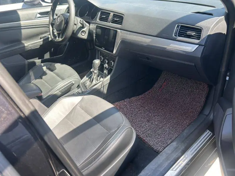 Lavida 2015 1.6L Automatic Comfort Edition — 9