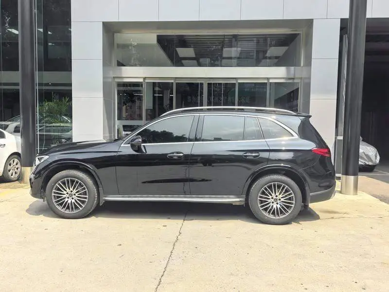 Mercedes-Benz GLC 2025 GLC 300 L 4MATIC Dynamic 5-seater — 4