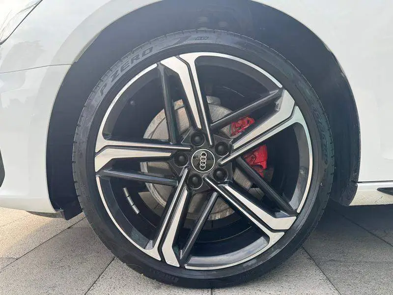 Audi A4L 2024 40 TFSI Luxury Dynamic Edition — 11