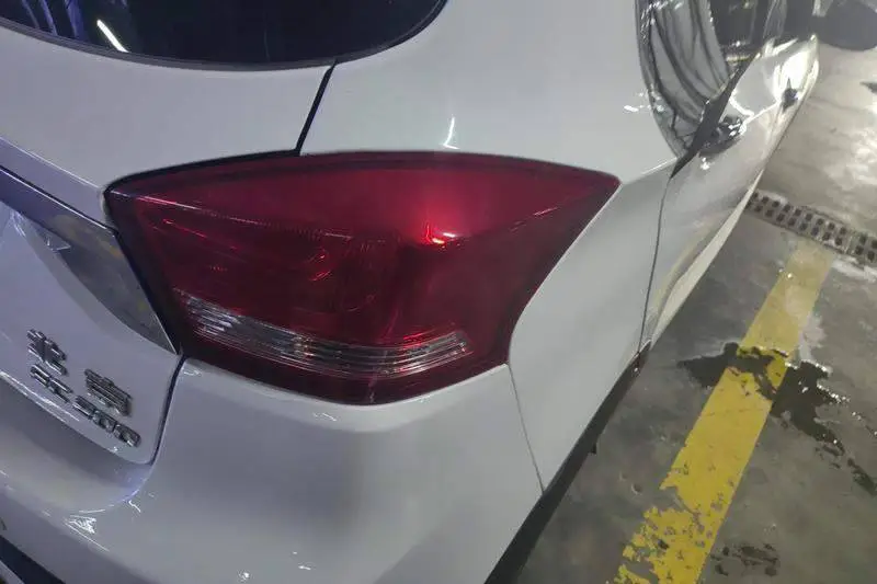BAIC New Energy EC 2017 EC200 Lingxiu Edition — 13