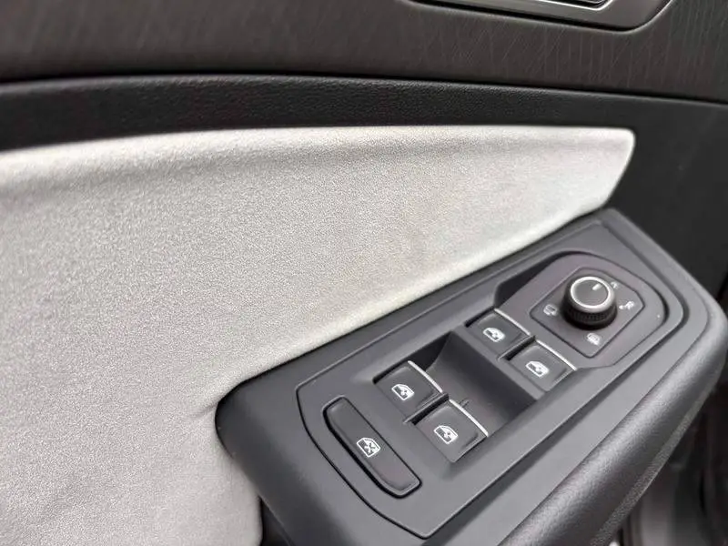 Lanjing 2026 450TSI AWD Flagship 6-Seater — 9