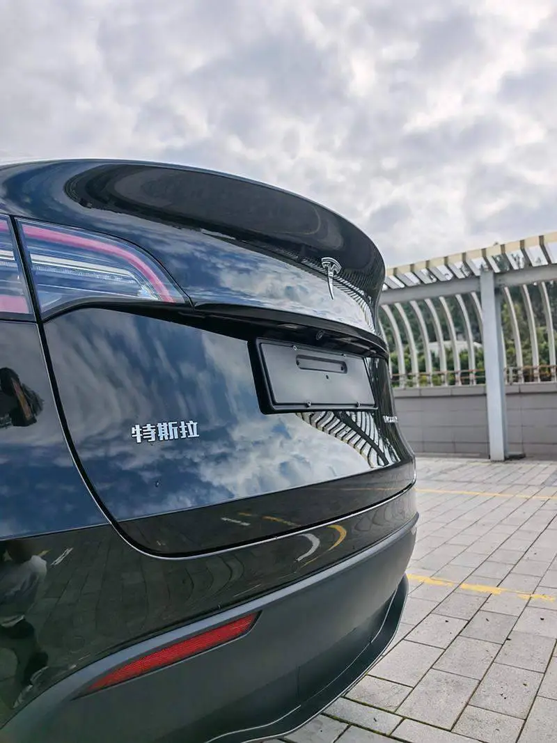 Model Y 2022 facelifted rear-wheel drive version — 6