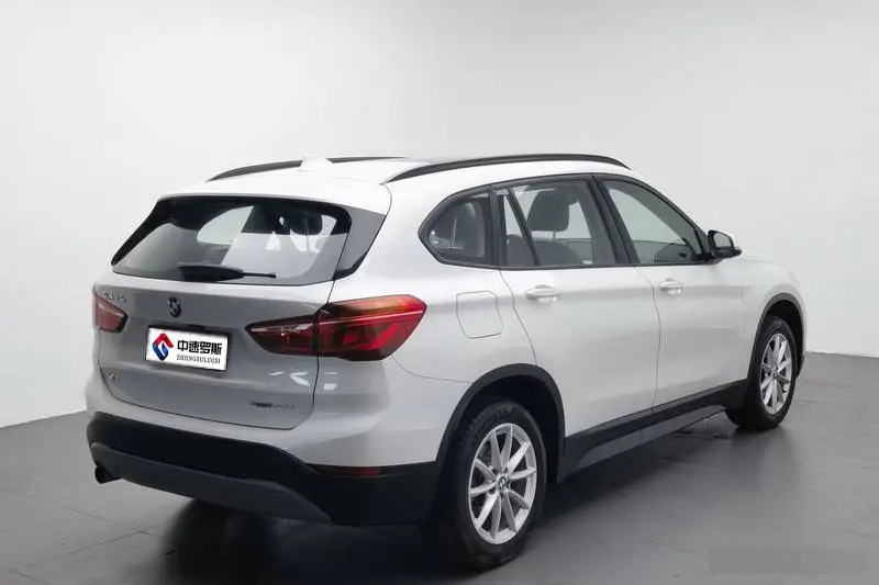 BMW X1 2018 sDrive18Li Fashion Model — 4