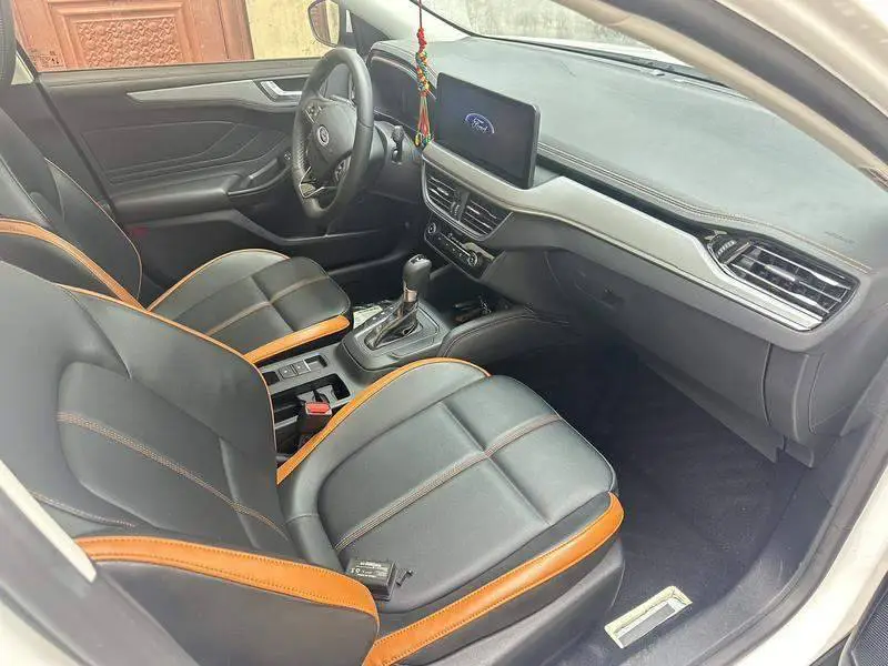 Fox 2022 EcoBoost 180 Sedan Automatic Competition Edition — 6