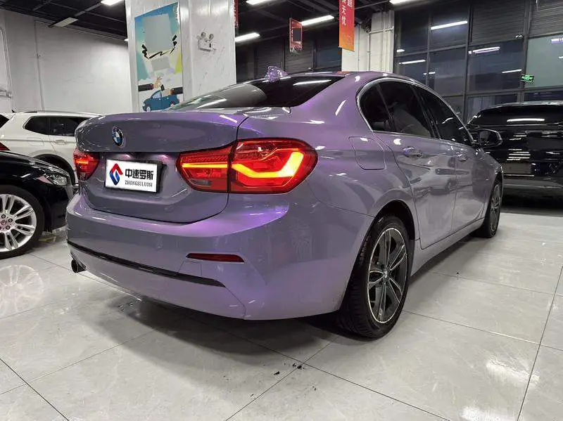BMW 1 Series 2018 118i Sports — 6