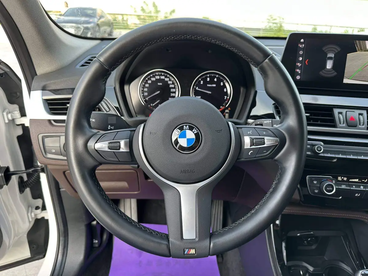 BMW X1 2022 sDrive20Li Premium Edition — 8