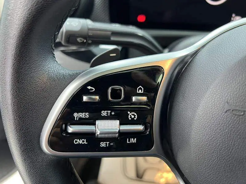 Mercedes-Benz A-Class 2022 facelifted A 180 L sports sedan — 15