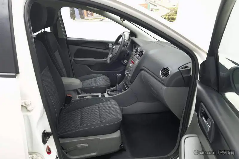 Fox 2013 Hatchback Classic 1.8L Automatic Millionth Anniversary Edition — 13