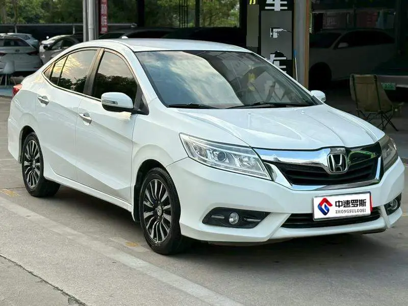 Lingpai 2015 1.8L Automatic Comfort Edition — 3