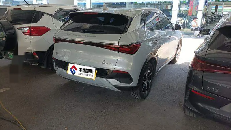 Yuan PLUS 2023 Champion Edition 430KM Beyond — 5