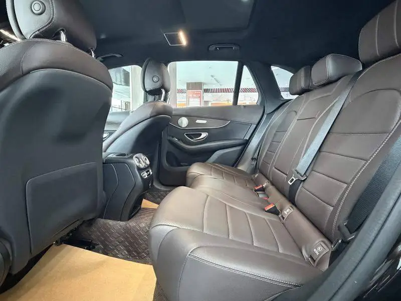 Mercedes-Benz GLC 2022 GLC 260 L 4MATIC Luxury — 13