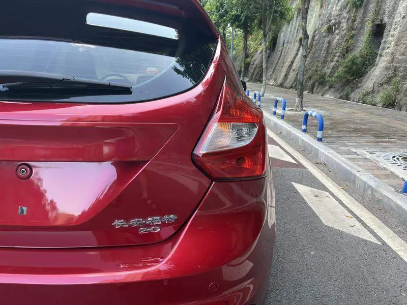 Fox 2012 Hatchback 2.0L Automatic Luxury Sports — 11
